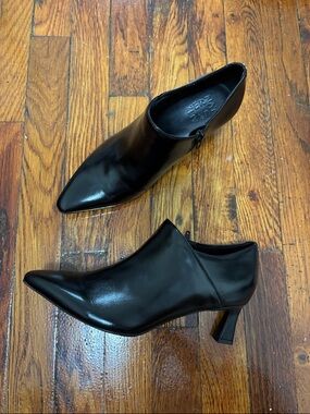 Naturalizer Ankle Booties